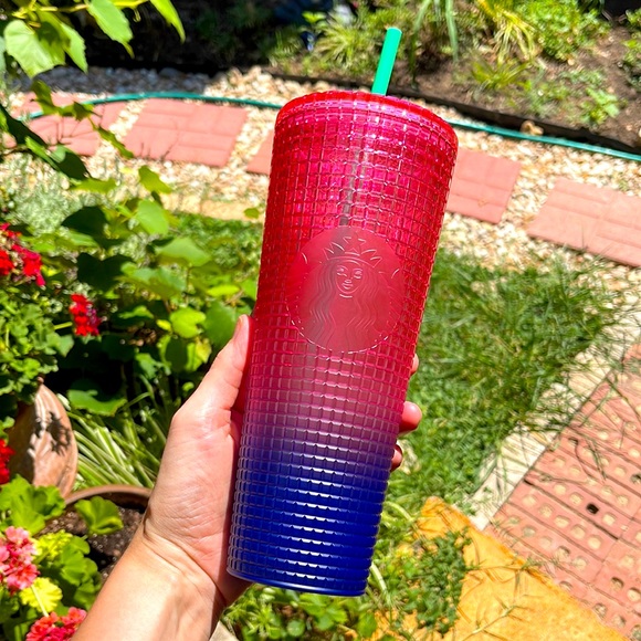 🤩 LAST ONE 💰Collectible Pink Violet Ombré Starbucks Tumbler Cup Summer 2022 - Picture 3 of 3